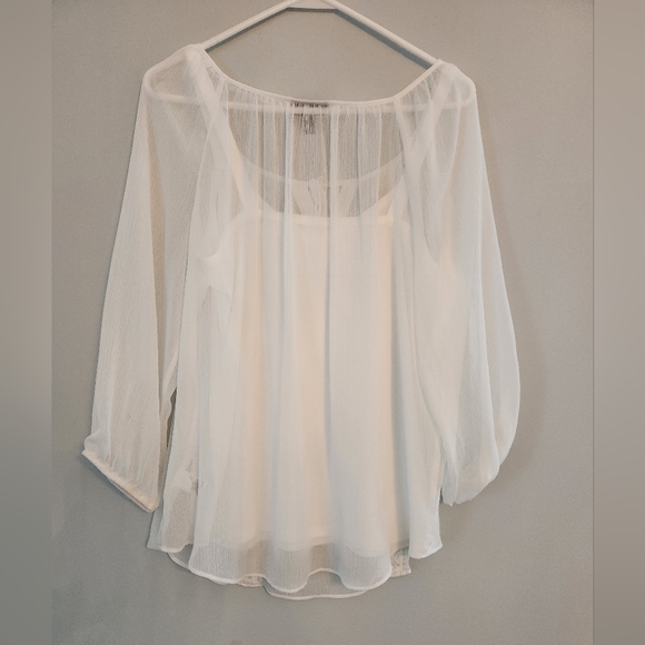 EUC APT 9 White 2 piece Tank and Blouse Set.  Built in tank.  Size L. - Picture 5 of 5